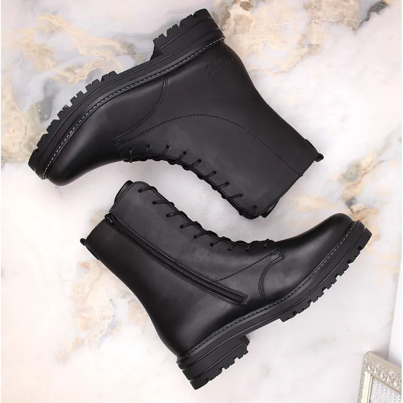 Bottes en cuir noir confortables et isolées par Remonte le noir