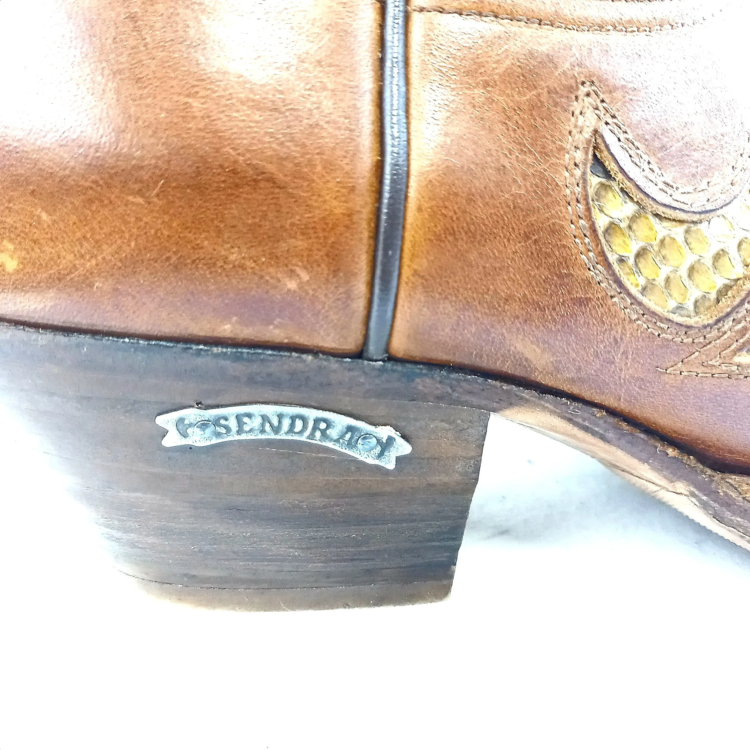 Bottes en cuir Santiag talon biseauté "Sendra" - T36