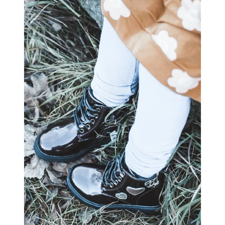 Bottines enfant en cuir verni avec décorations, bordeaux Adete rouge