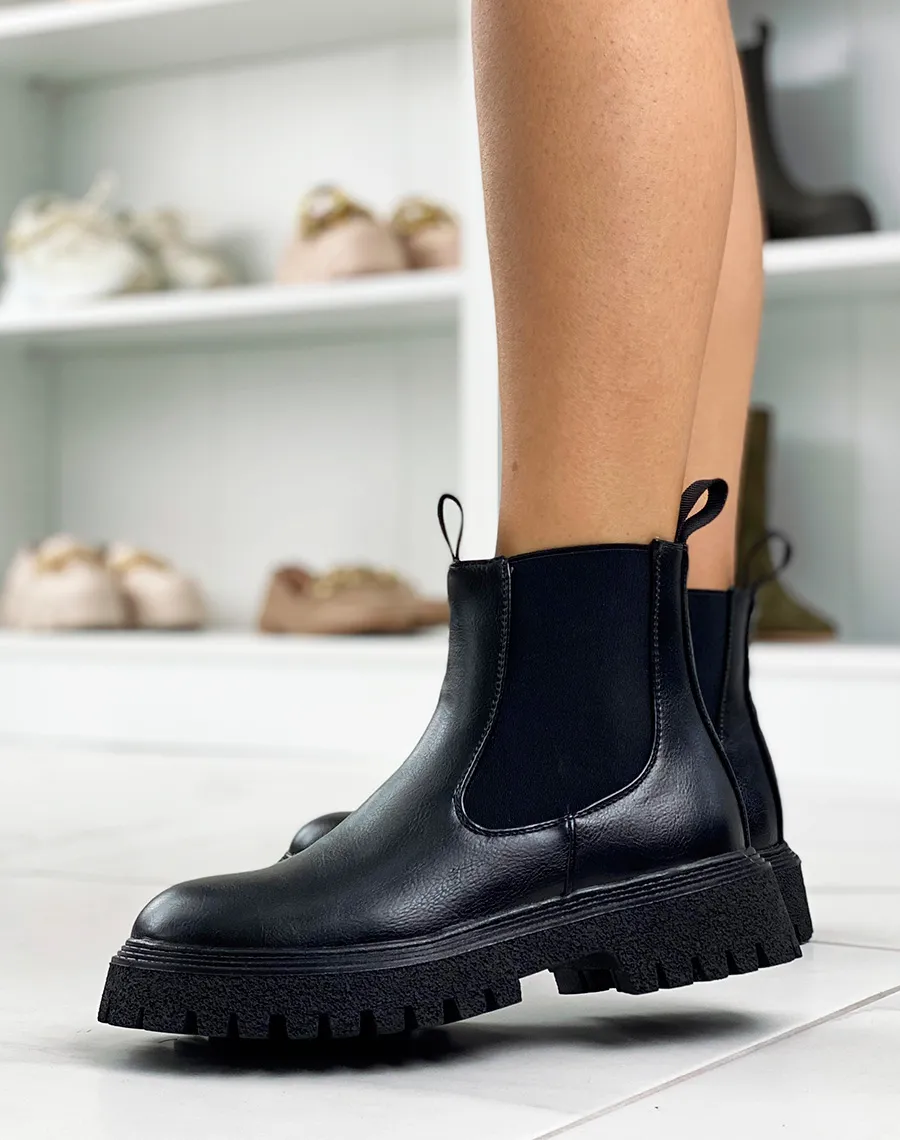 Bottines noires à élastique et semelle épaisse