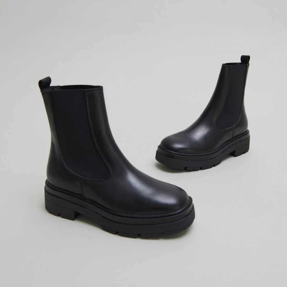 Bottines à plateformes en cuir noir pour Femme | Jonak