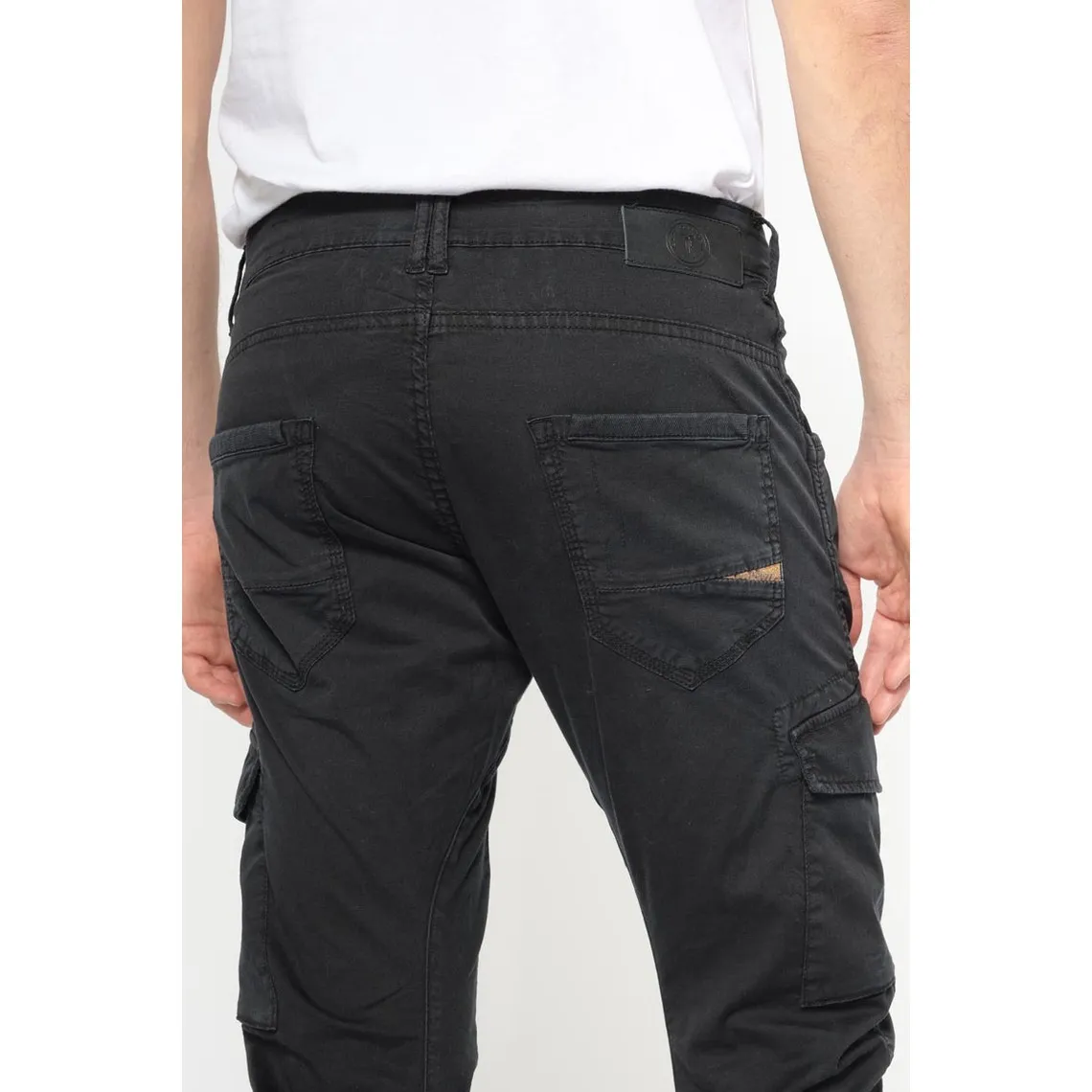 Pantalon cargo Alban noir en coton | 3 Suisses