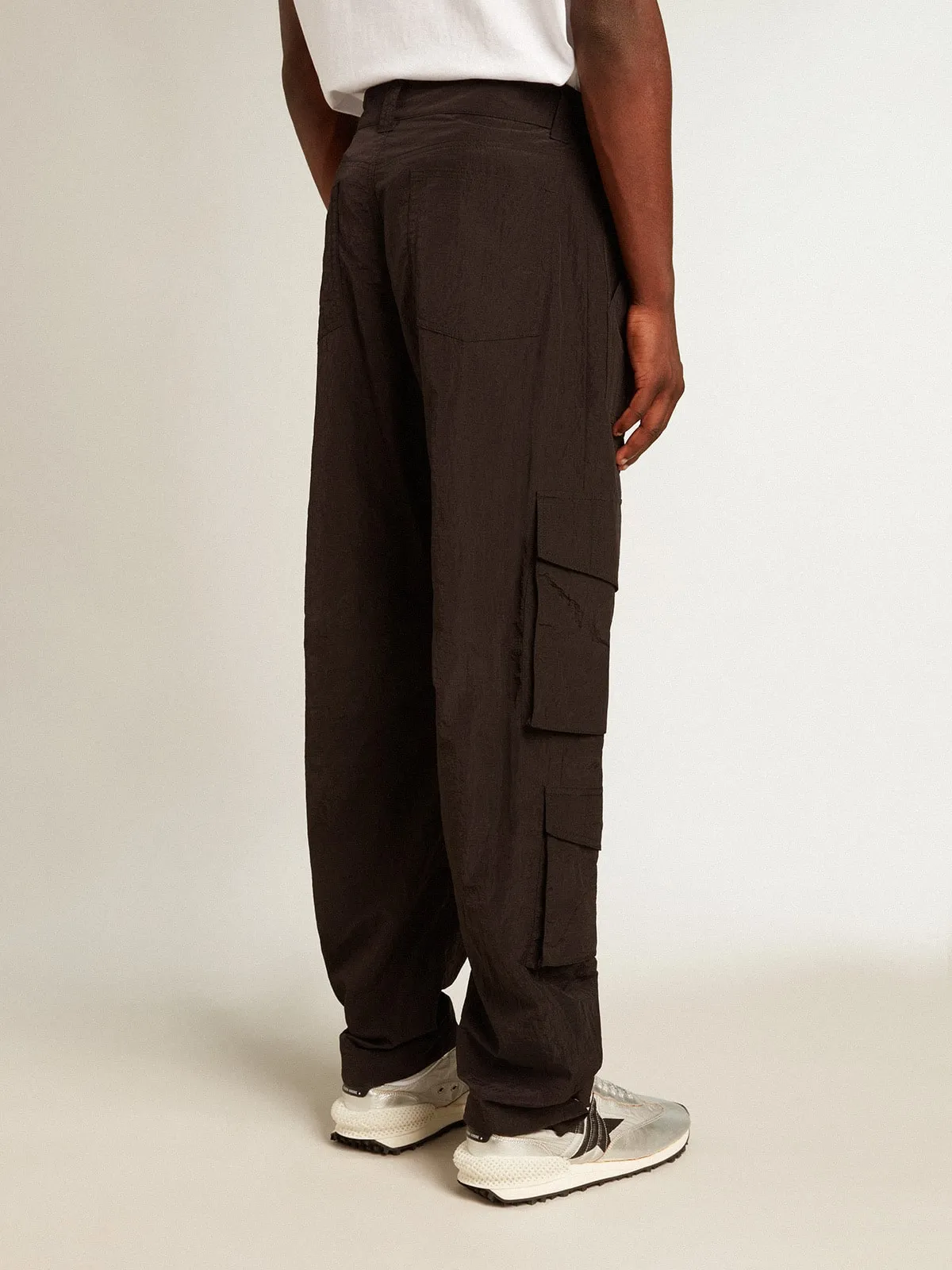 Pantalon cargo en nylon ripstop noir | Golden Goose