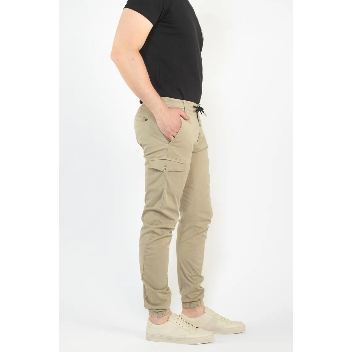 Pantalon cargo Vedje beige sable blanc en coton | 3 Suisses