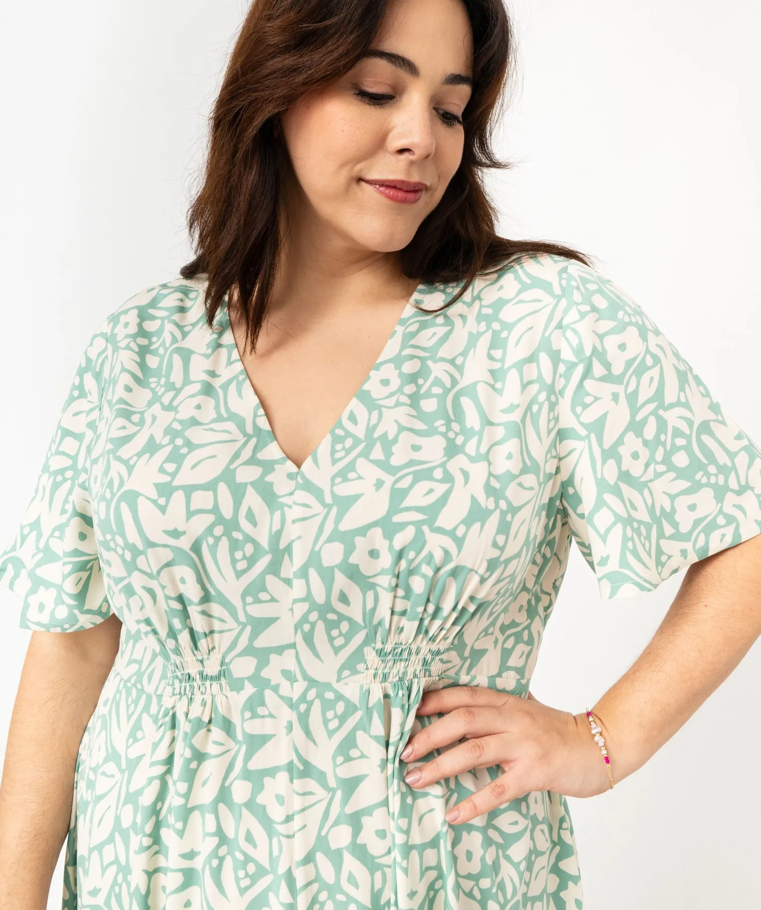 robe a manches courtes a motifs fleuris femme grande taille vert robes