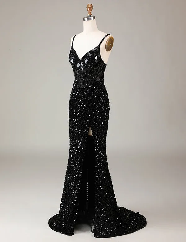 Robe de cérémonie avec fente, corset rouge à paillettes et longs miroirs