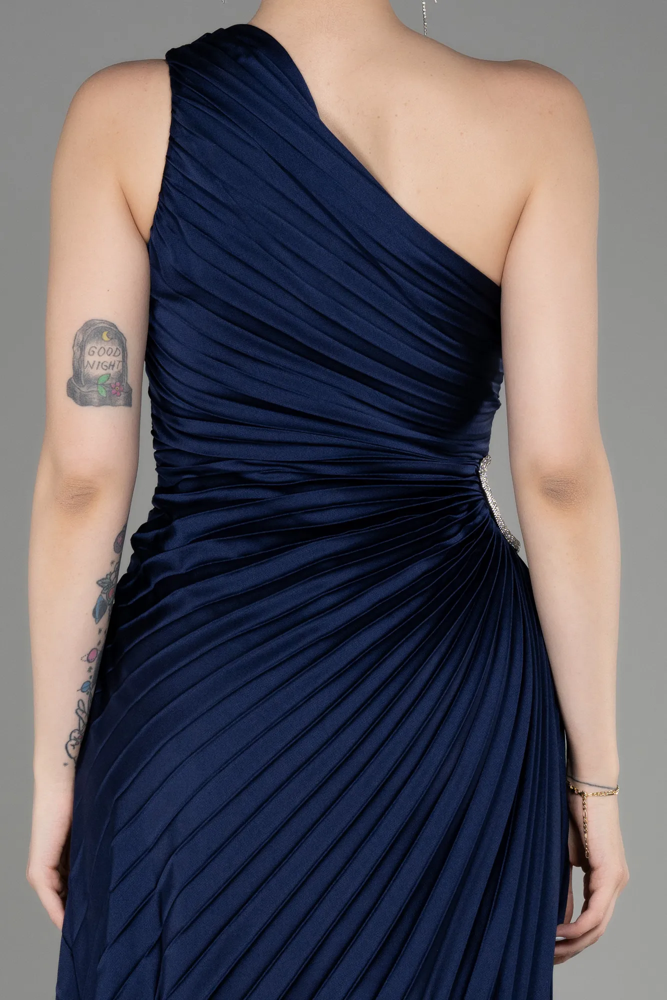 Robe de Cérémonie Midi Satin Bleu Marine ABK2046