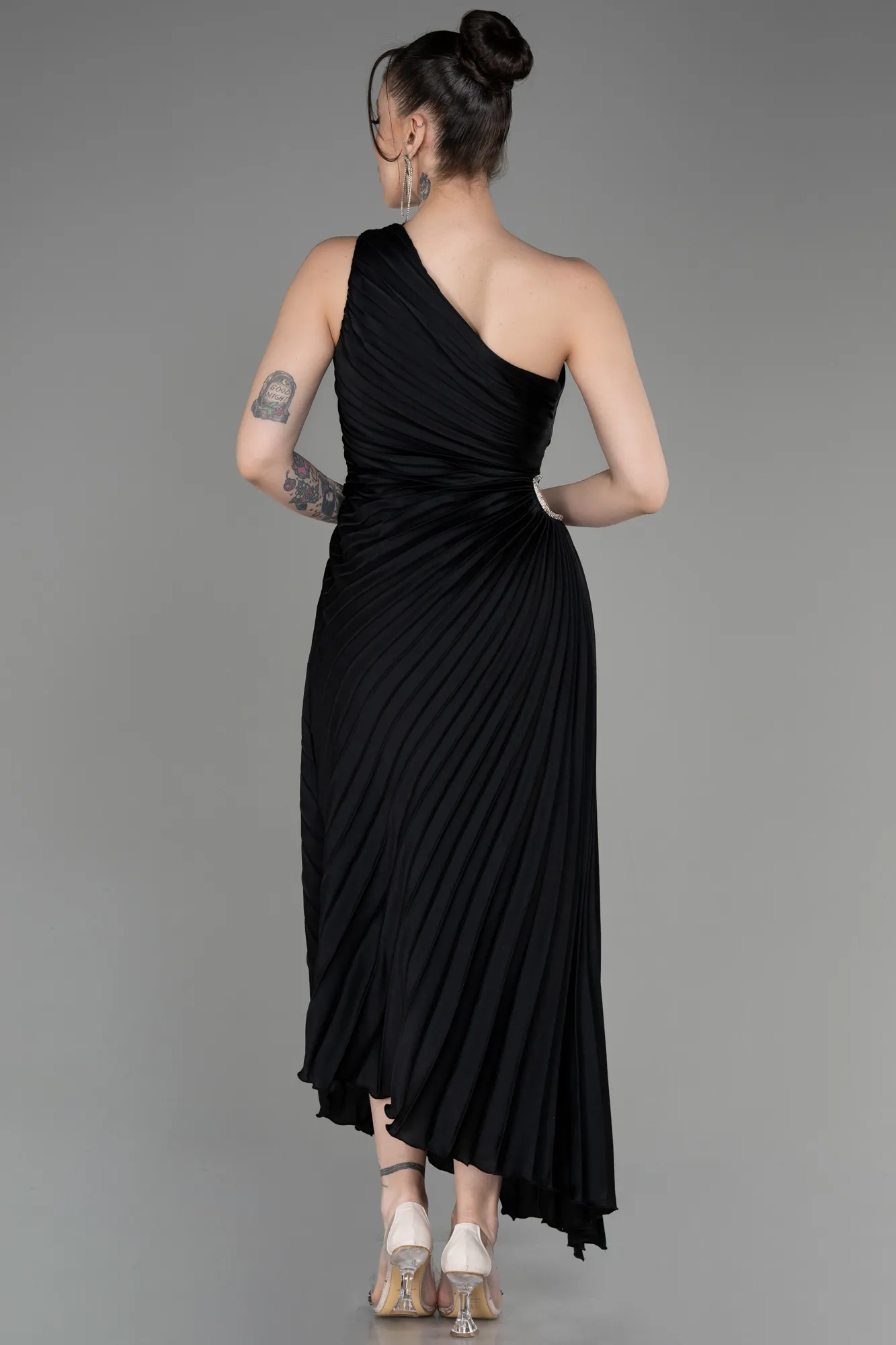 Robe de Cérémonie Midi Satin Noir ABK2046