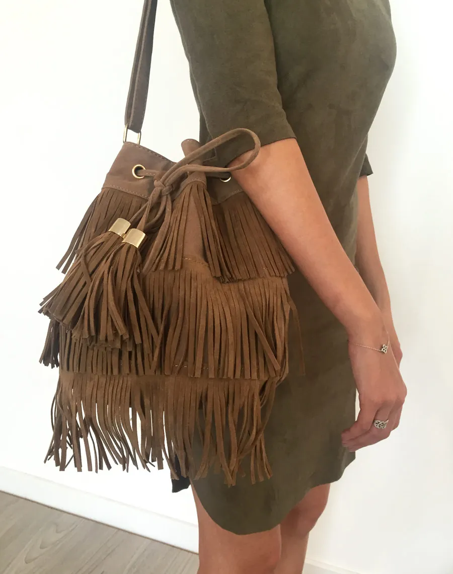 Sac à main bourse taupe à franges